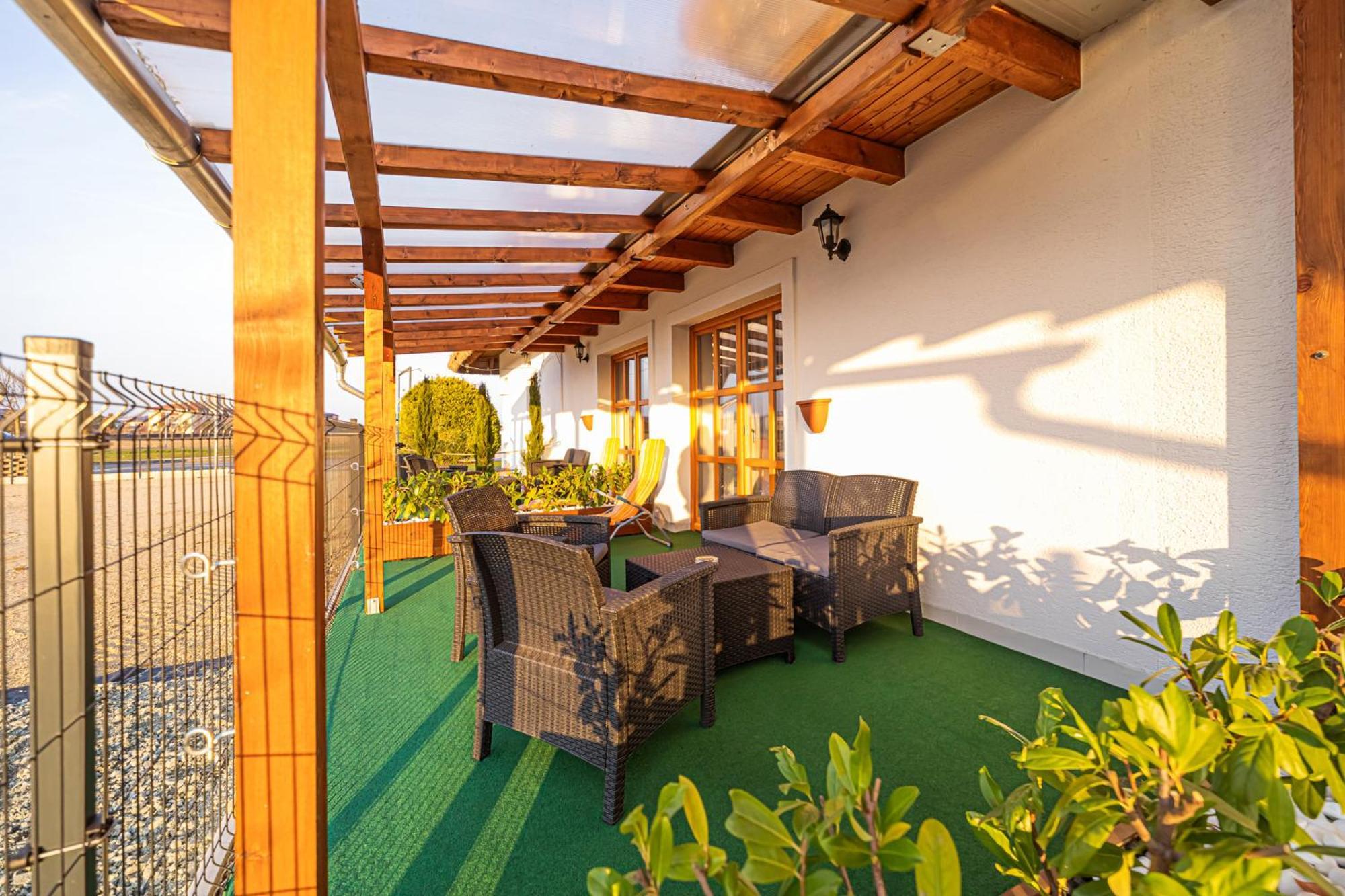 Hotel Rigotanya Relax & Wellness Panzio Buekfuerdo Esterno foto