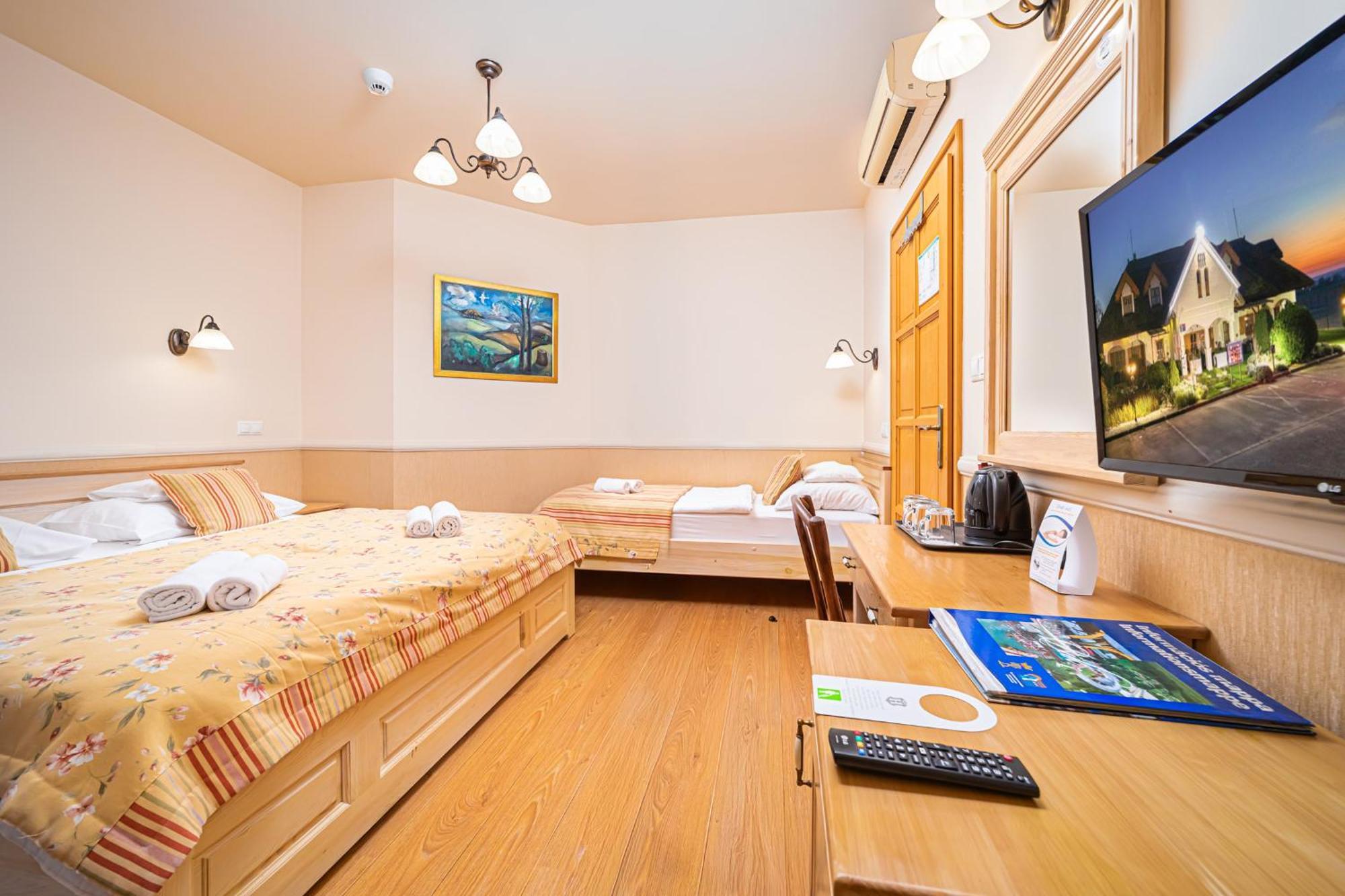 Hotel Rigotanya Relax & Wellness Panzio Buekfuerdo Esterno foto