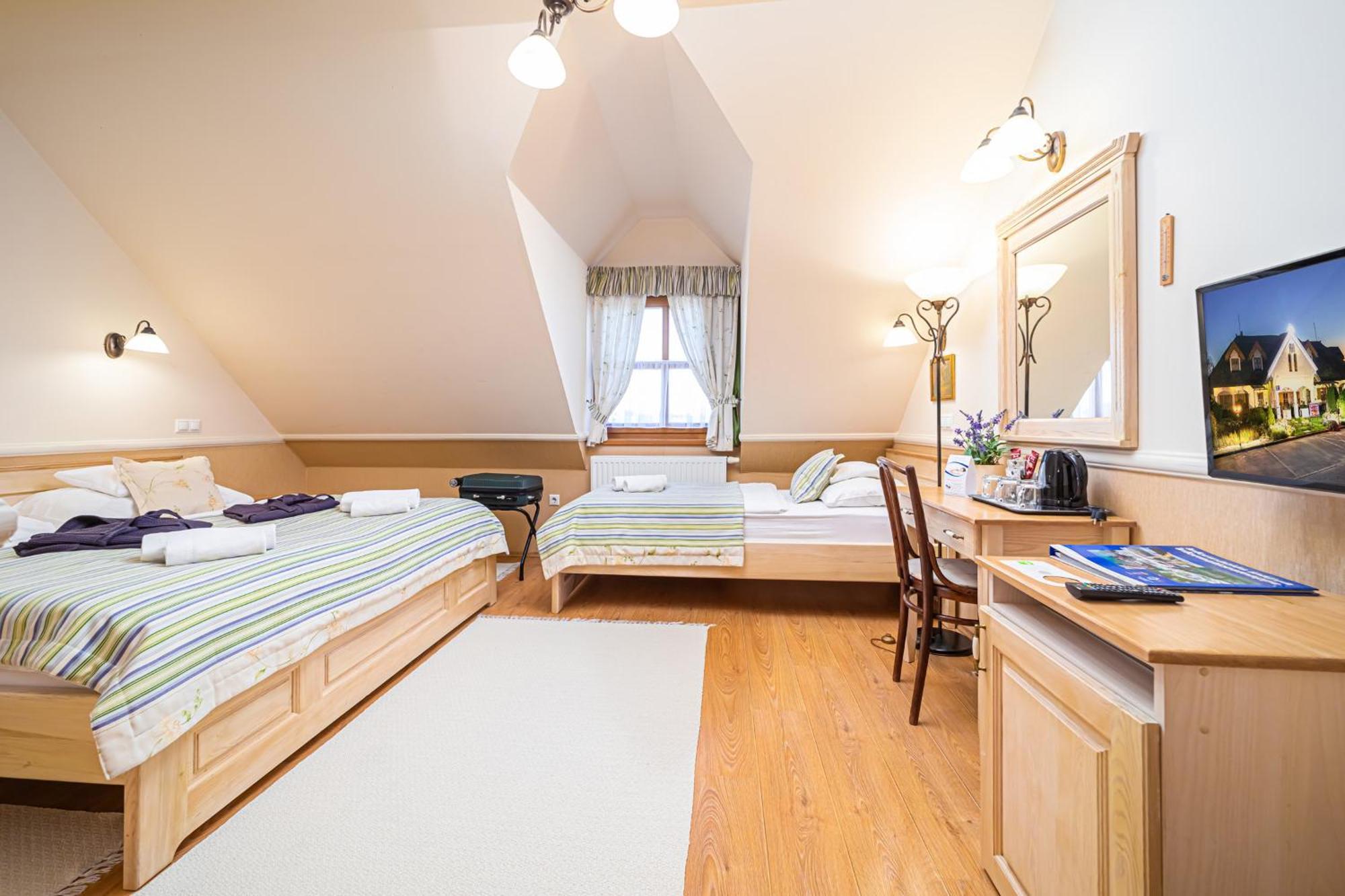 Hotel Rigotanya Relax & Wellness Panzio Buekfuerdo Esterno foto