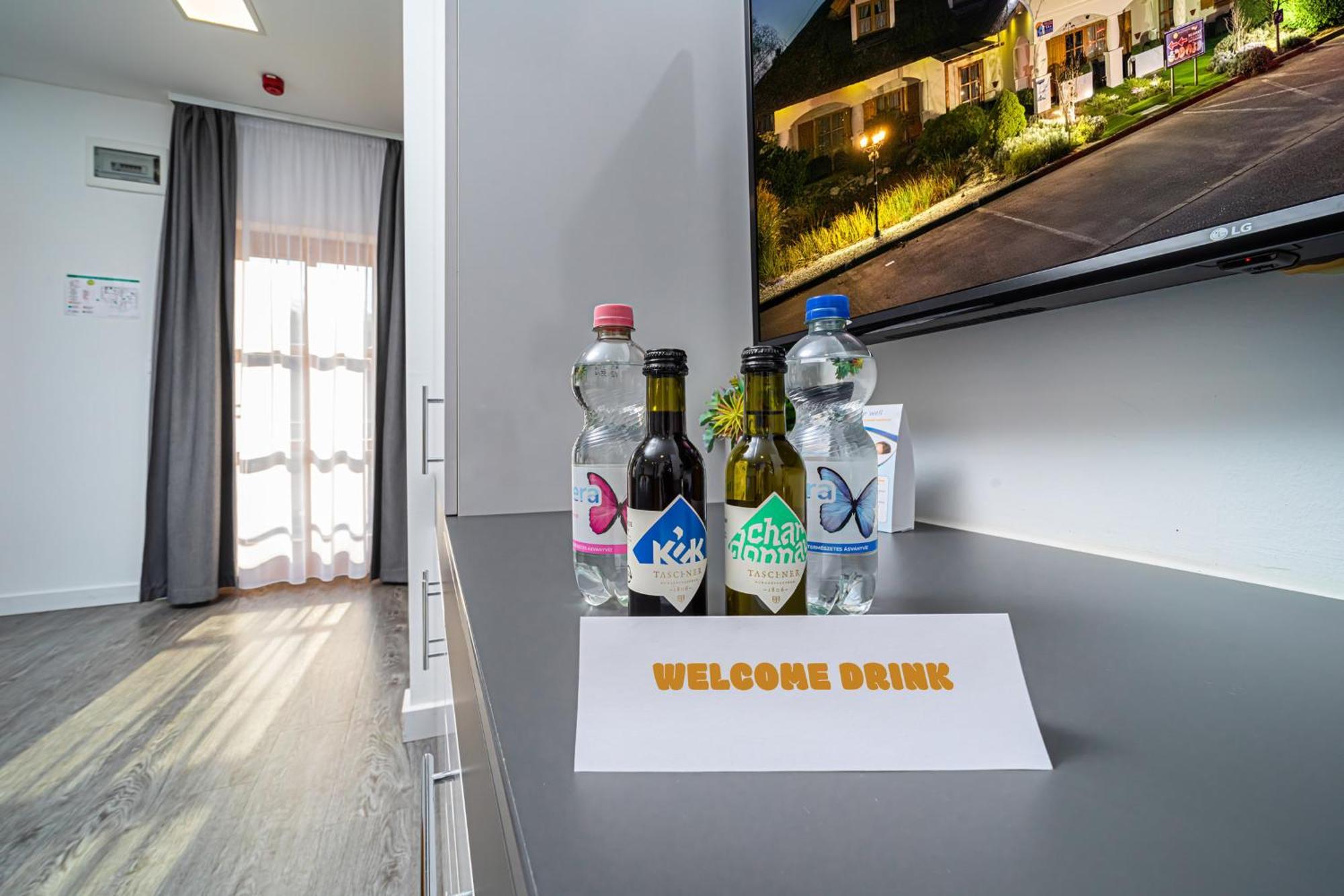 Hotel Rigotanya Relax & Wellness Panzio Buekfuerdo Esterno foto